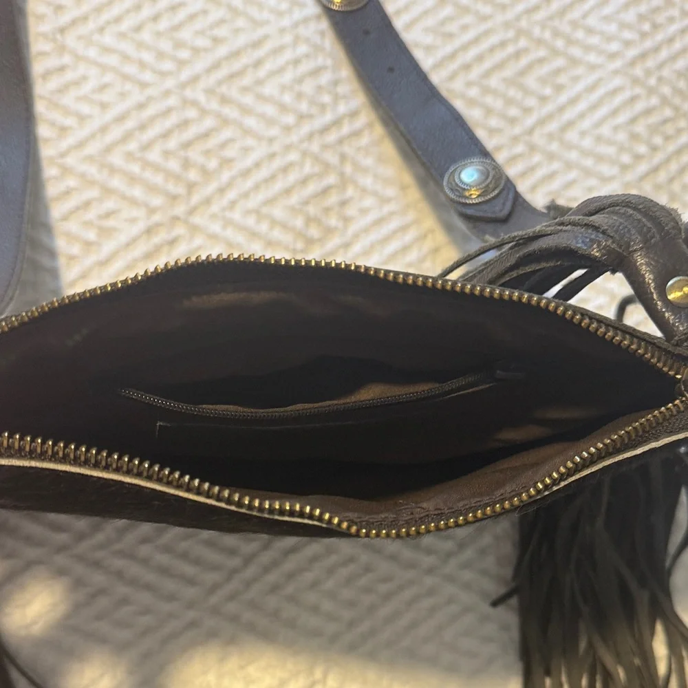 Brown& White Fringe Cowhide Crossbody Bag with Tassel - Picture 7 of 11